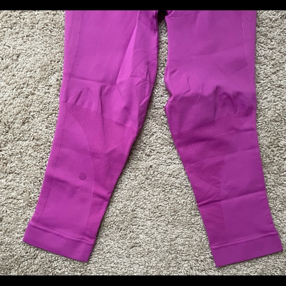 Lululemon leggings size 6 - Picture 4 of 4